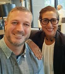 Robert Rijos's Instagram, Twitter & Facebook