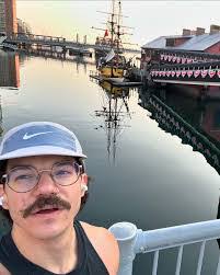 Anthony Claus's Instagram, Twitter & Facebook