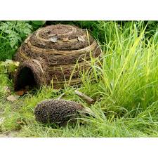 Die meiste arbeit für sie wird von einem neuen gast erledigt. Igeliglo Als Igelhaus Damit Igel In Ihrem Garten Den Winter Sicher Durchkommen Igel Haus Und Gartentiere Matelma Com