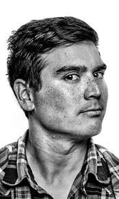 Ming Poon's Instagram, Twitter & Facebook