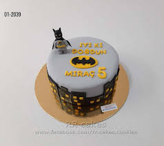 Here are 50 yummy batman cake designs and ideas Torte Me Porosi Prizren Rr Cakes Batman Lego Cake Cakedecorating Cakeartist Cakedesign Dogumgunupastasi Butikpasta Butikpastacilik Prizren Kosova Embelsira Tortemeporosi Cakemaker Cakeart Batmancake Batmanlego Batmanlegocake