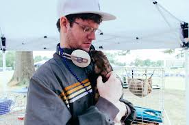 See more of g&j traveling petting zoo on facebook. This Ferret At A Traveling Petting Zoo Tried To Eat My Headphones Pics