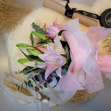 We are simply the #1 delivery floral service in australia! Flower Studio Toko Bunga Jakarta Same Day Delivery