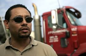 Trucking industry turns to Hispanic job seekers