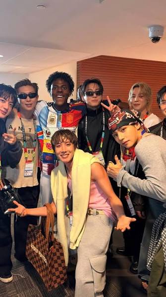 @ishowspeed when he met the @bts.bighitofficial at the FINALS FIFA WORLD  CUP. | @thv @mnijungkook @j.m @uarmyhope and more 🔥, #swaflex #v #jungkook  #ishowspeed #bts