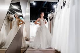 Maybe you would like to learn more about one of these? 9 Tipps Fur Deine Brautkleidanprobe Lin Riehl Das Hochzeitshaus