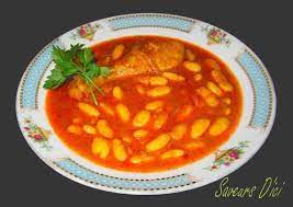 8 medium pieces of lamb (type of cut based on your preference) 4 cups of water Loubia Haricots A La Tunisienne Saveurs D Ici