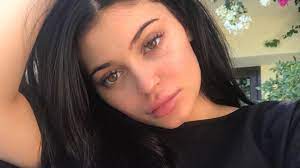 Obviously, the thing that's creating the bond between your natural lash and the extension is the glue, and if the glue isn't super high quality then the bond won't last as long. Eyelash Extensions How Long They Last How Much They Cost And More Glamour