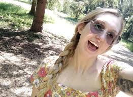 Meet Your Waxer: Caitlin** Hello! I'm Caitlin, your fav neighborhood waxer!  As a single mom and dedicated business owner, I've poured my heart into  creating a space where you can feel empowered,