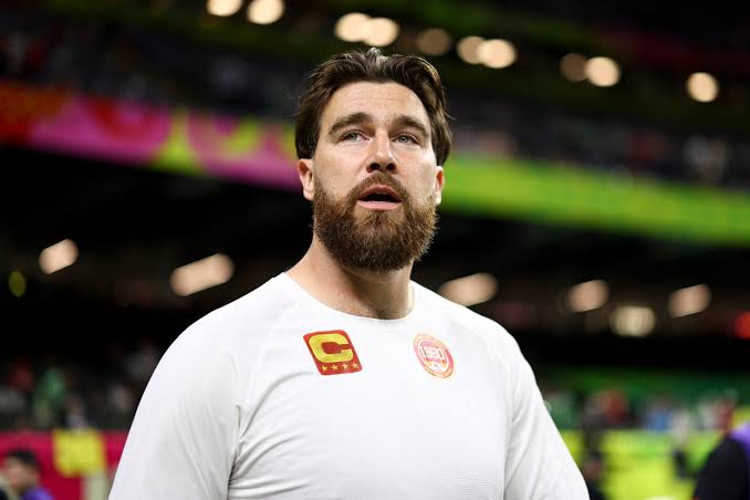 Travis Kelce explains decision to return to Kansas City Chiefs for another  season