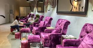 Explore other popular beauty & spas near you from over 7 million businesses with over 142 million reviews and opinions from yelpers. 5 Best Nail Salons In Dubai For Nail Extensions Insydo