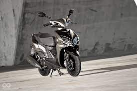 新世代的領航者 kymco racing s125 supermoto8 bike image motorcycle