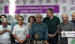 Hdp eş genel başkanı mithat sancar, hdp üzerinden kürt halkına karşı sistematik bir katliam politikası izleniyor. Ry 3uutmpqsn0m