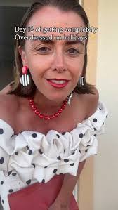 Katrina Carroll (@vintageirishkat) • Threads, Say more