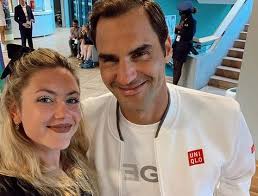 Vi raccontiamo tutto quello che è emerso sulla sua storia, dalle origini alla vita privata! La Ragazza Di Guido Pella Dice Ti Amo A Federer La Risposta Del Fidanzato Spiazza Tutti Gallery