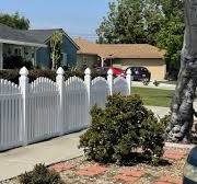 Harness the Timeless Elegance of Arched Picket Vinyl Fences ...