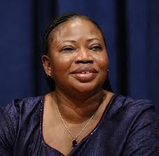 Fatou bensouda, deputy prosecutor at the international criminal court in the hague, lost her son to gun violence when he was shot outside a st. Fatou Bensouda Erstmals Afrikanerin Chefanklagerin In Den Haag Welt