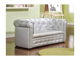 Das naturprodukt ist robust, langlebig und bekommt im laufe der jahre durch leichte abnutzungsspuren seinen eigenen charme. Silber Kunstleder Chesterfield Sofas Online Kaufen Mobel Suchmaschine Ladendirekt De