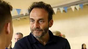 Acusado de incumplir la cuarentena renunció Luis Lobo, subsecretario de  Deportes de Ciudad