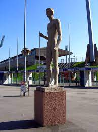 Datei:Wildparkstadion Nackter Mann.jpg – Wikipedia