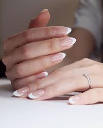 Votre adresse de messagerie ne sera pas publiée. French Manucure Gel Declinaisons Originales D Une Deco Ongles Chic Et Classique