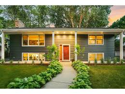 See more ideas about split foyer, house exterior, split level remodel. Modern Split Level House Exterior Novocom Top