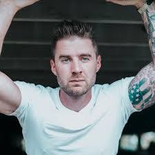 Shawn Rivas's Instagram, Twitter & Facebook