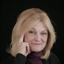 Dana Duggan (@iccoolstuff)