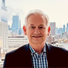 🎓 Meet Louisa Forrest, Rush University's 2025 Commencement student  speaker. A Doctor of Audiology student and advocate for patient-centered  care, Louisa brings a passion for language, education and…