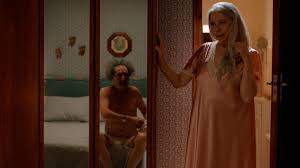 Mamacruz, un alegato contra el edadismo: Las abuelas también pueden ver  porno, masturbarse o tener novio