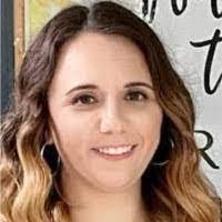 Vicky Lowery's Instagram, Twitter & Facebook