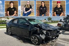 5 teens killed when car crashed, submerged into Florida pond