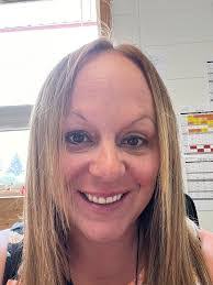 Jennifer Foran's Instagram, Twitter & Facebook