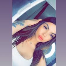 Jocelyn Leon (@itz_ajoy)