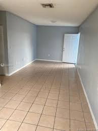 A rental apartment in this area costs from $556 to $7,000. 159 W 8th St Apt 8 Hialeah Fl 33010 Realtor Com