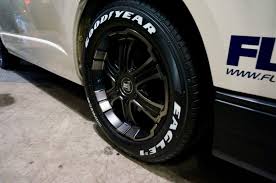 flexカスタムハイエース flex custom hiace 八王子リホーム ベース車両 toyota ハイエース 標準ボディ dx ホイール バルベロ17インチ 東京オートサロン2017出展車両 ハイエース 車両 ホイール