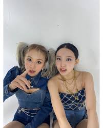 Arab Once Eyeswideopen On Twitter Kpop Girls Nayeon Cool Girl