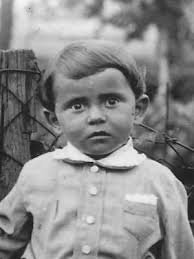 The Holocaust Survivor Memoirs Program