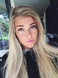 Cierra Maxwell's Instagram, Twitter & Facebook