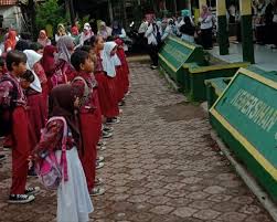 Contoh soal calistung kelas 3 sd membacamenulis dan menghitung atau disingkat calistung merupakan suatu hal yang tidak asing lagi ditelinga bapak ibu guru calistung merupakan tujuan utama yang paling mendasar yang harus dikuasai oleh setiap siswa disekolah calistung disini yaitu untuk kelas 12 3 sd. Kkg Kecamatan Pasaleman Adakan Lomba Calistung Dan Ksn