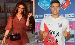 De dochter van ronald de boer, demi de boer, de vriendin van tonny. Kim Van Heur De Vriendin Van Justin Hoogma Spelersvrouw Nl