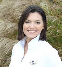 Dena Ladd's Instagram, Twitter & Facebook