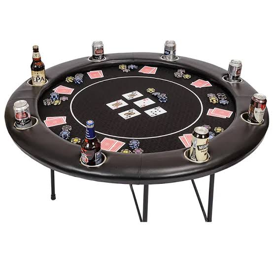 Permainan poker mengandalkan analisis strategi dan kalkulasi peluang, AI generated