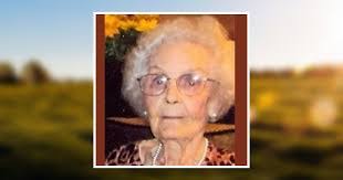 Susan Moorefield's Instagram, Twitter & Facebook