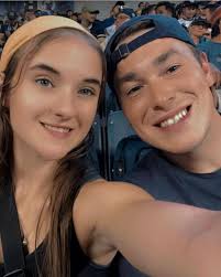 Matt (@mattkinger71) • Instagram photos and videos