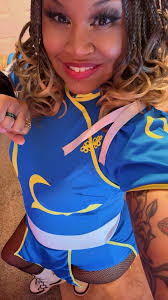 Hello!! Did anyone happen to have the photos taken of my cousin and I at  momocon these past few days? We had our pictures taken a few times and I  hope they