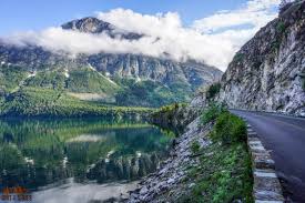 Insider Tips for Driving Glacier's Going-to-the-Sun Road