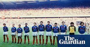 Le français jean tigana à la lutte avec le portugais jordao lors de la demi finale de l'euro le 23 juin 1984 à marseille. How France Hosted And Won Euro 1984 And British Tv Ignored The Action Soccer The Guardian