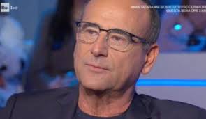 Entra nella vaccheca che raccoglie tutti i meme italiani su carlo conti. Carlo Conti Cambia Lavoro In Rai Ecco Cosa Sta Facendo
