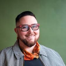 Jo Gower's Instagram, Twitter & Facebook